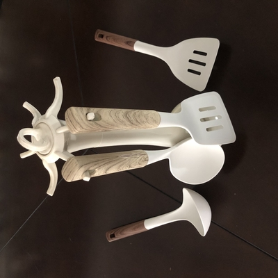 2pcs Set Turners/Soup Ladle Εργαλεία κουζίνας Ανθεκτικά στη θερμότητα εργαλεία από νάιλον για μαγείρεμα